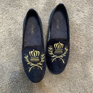 **Vionic Smoking Loafers**